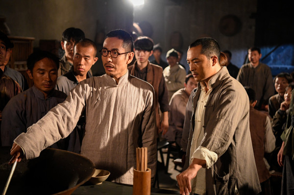 《远大前程》热播 成泰燊颠覆腹黑形象曝剧照