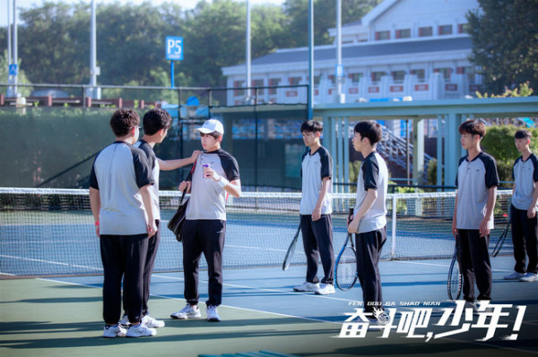《奋斗吧,少年!》探寻比赛真谛 育青少年全力以赴热血备战