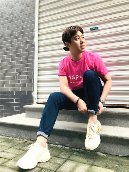 肖旭化身男友实力宠粉 女友视角让人心动