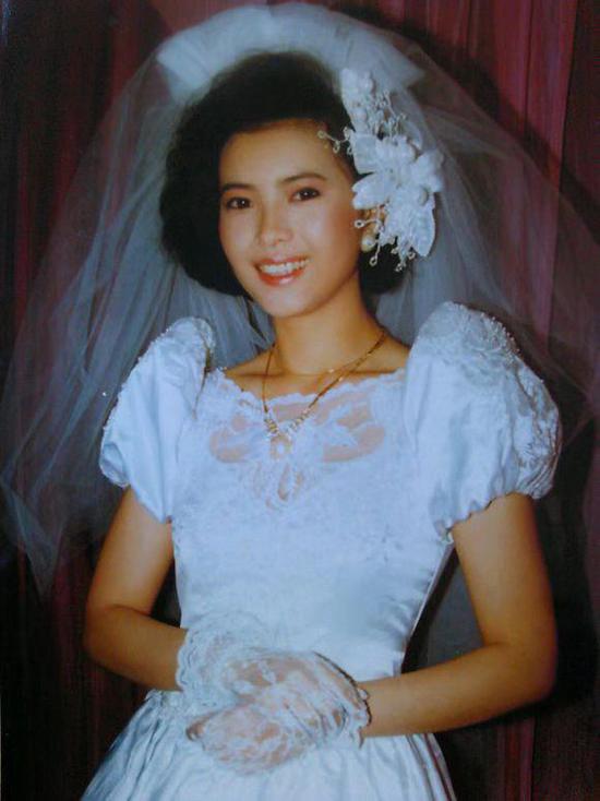 蓝洁瑛胞姐希望妹妹后事一切从简 不想举行隆重丧礼